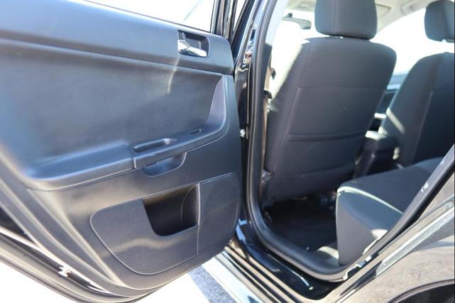 Photo of 2017 Black Mitsubishi Lancer