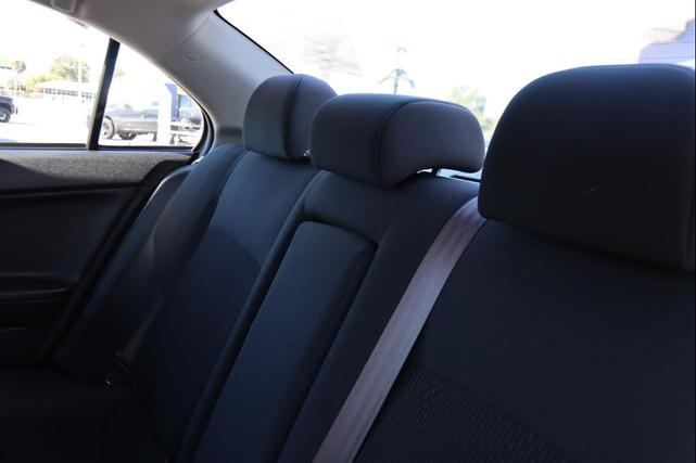 Photo of 2017 Black Mitsubishi Lancer