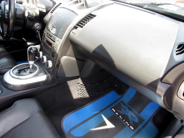 Photo of 2007 Blue Nissan 350Z