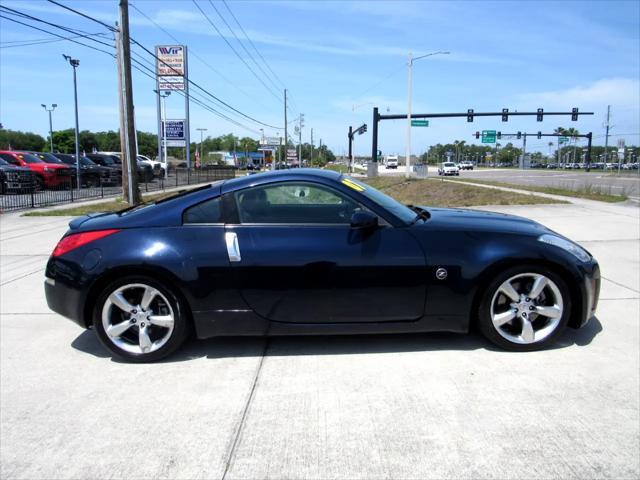 Photo of 2007 Blue Nissan 350Z