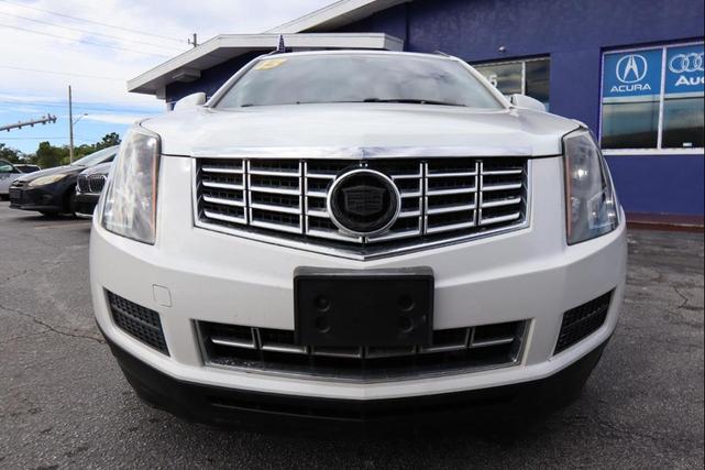 Photo of 2013 White Cadillac SRX