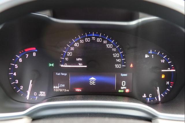 Photo of 2013 White Cadillac SRX
