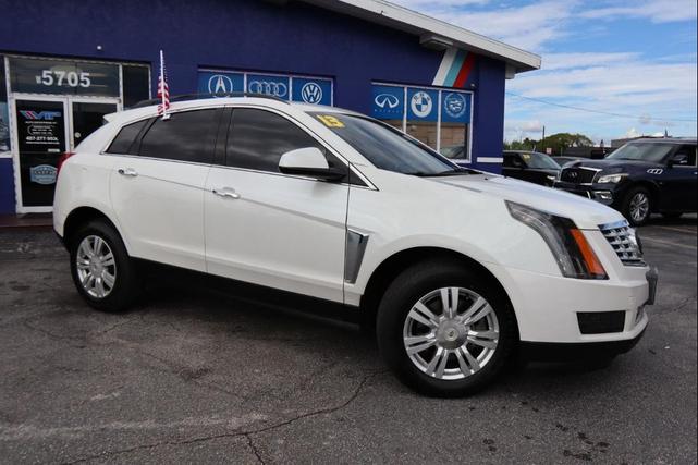 Photo of 2013 White Cadillac SRX