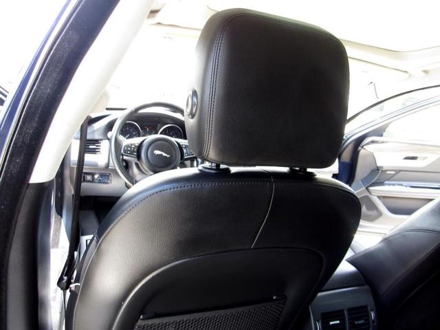 Photo of 2017 Blue Jaguar XF