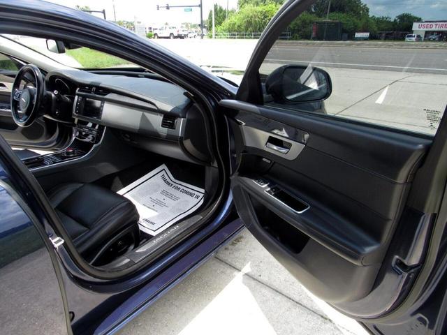 Photo of 2017 Blue Jaguar XF