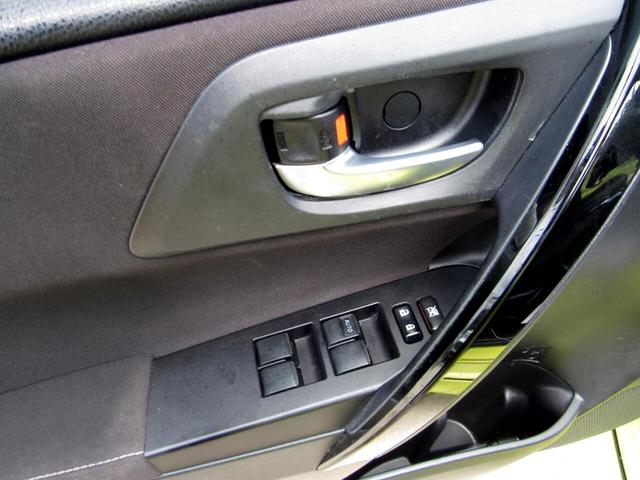 Photo of 2017 Green Toyota Corolla iM