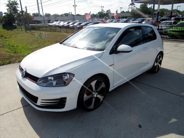 Photo of 2015 Black Volkswagen Golf GTI