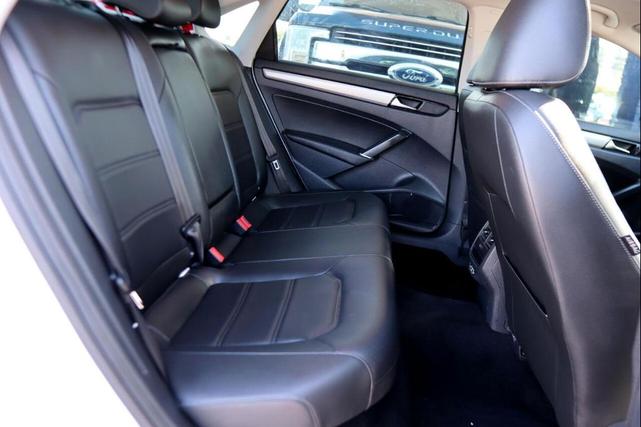 Photo of 2021 Pure White Volkswagen Passat