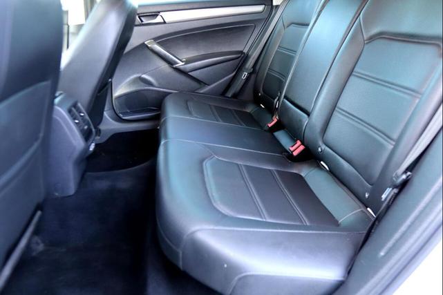 Photo of 2021 Pure White Volkswagen Passat