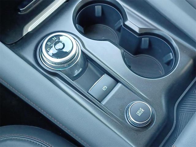 Photo of 2025 White Metallic Ford Explorer