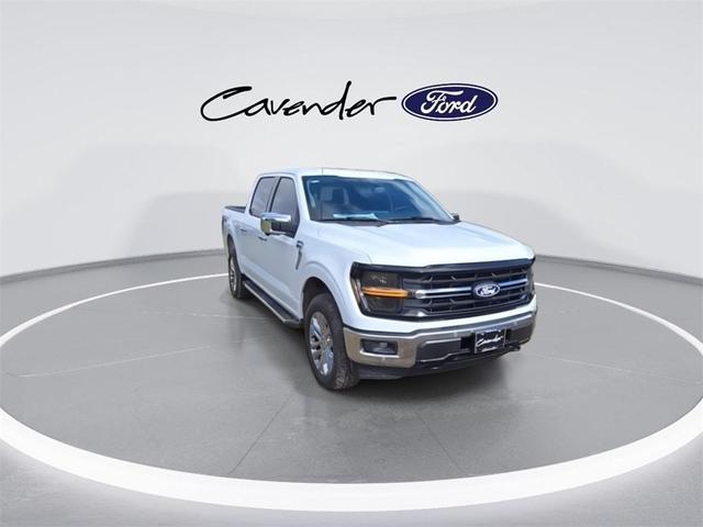 Photo of 2025 Oxford White Ford F-150
