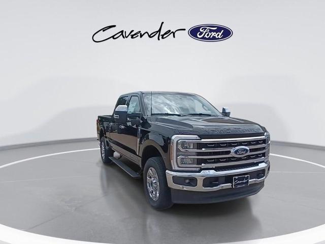 Photo of 2025 Agate Black Metallic Ford F-250