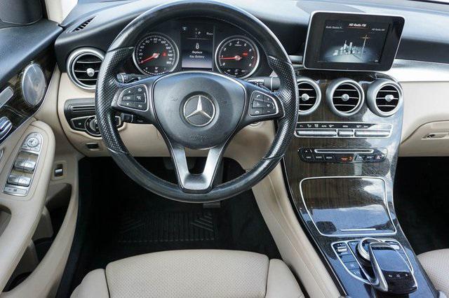 Photo of 2016 White Mercedes-Benz GLC 300
