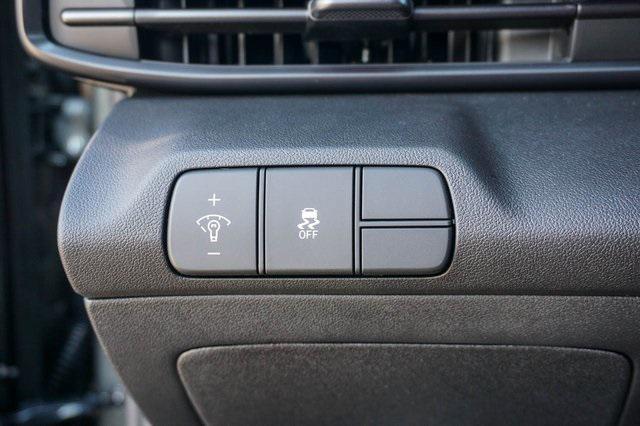 Photo of 2025 Amazon Gray Hyundai ELANTRA