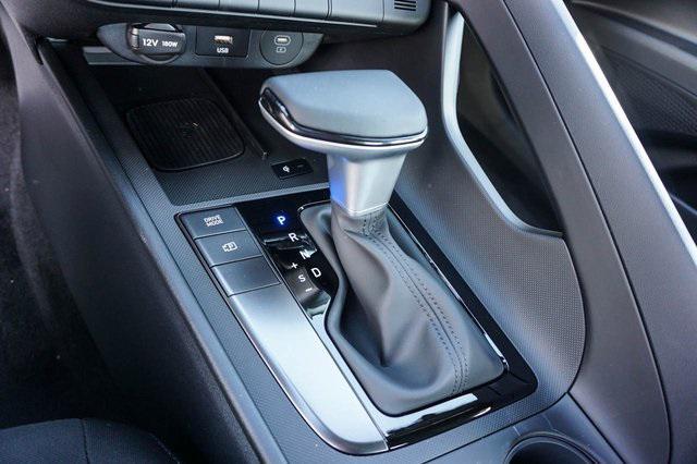 Photo of 2025 Amazon Gray Hyundai ELANTRA