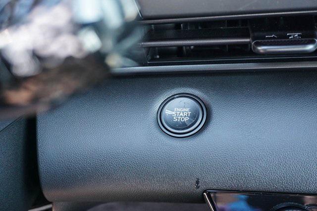 Photo of 2025 Amazon Gray Hyundai ELANTRA