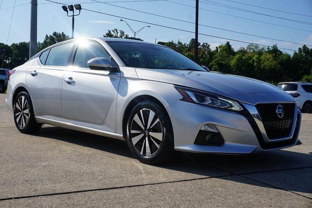 Photo of 2019 Brilliant Silver Metallic Nissan Altima