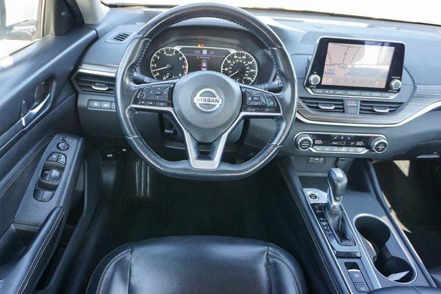 Photo of 2019 Brilliant Silver Metallic Nissan Altima