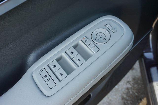 Photo of 2026 Ecotronic Gray Hyundai SANTA FE