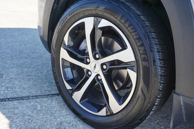 Photo of 2024 Sterling Gray Metallic Chevrolet Trax