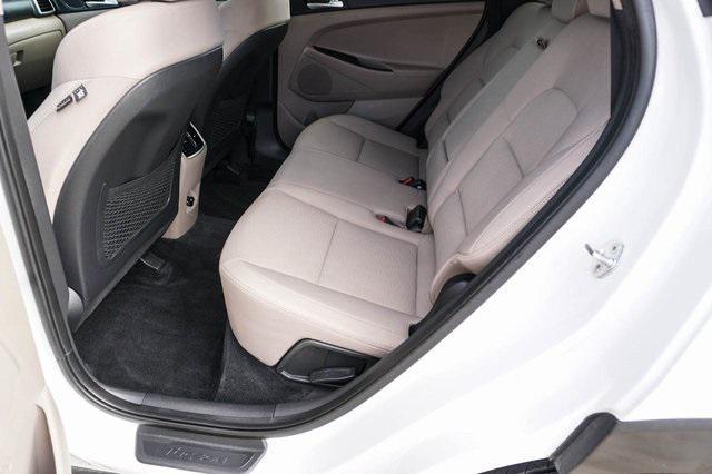 Photo of 2020 Winter White Hyundai TUCSON