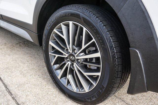 Photo of 2020 Winter White Hyundai TUCSON