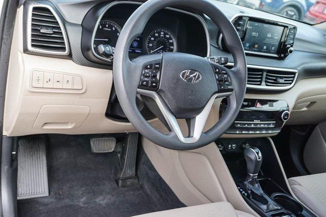 Photo of 2020 Winter White Hyundai TUCSON