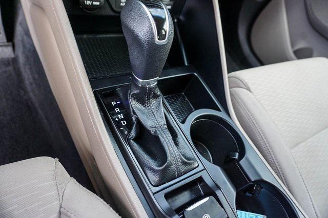 Photo of 2020 Winter White Hyundai TUCSON