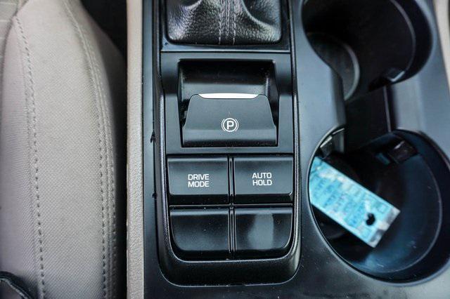 Photo of 2020 Winter White Hyundai TUCSON