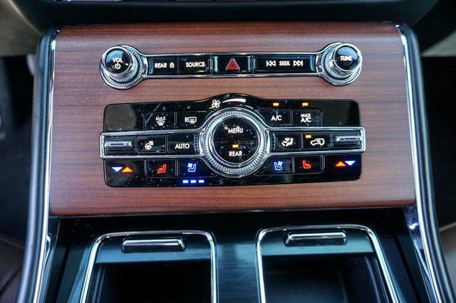 Photo of 2022 Burgundy Lincoln Aviator
