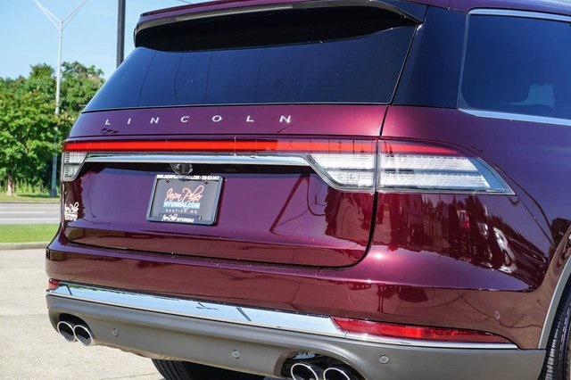 Photo of 2022 Burgundy Lincoln Aviator