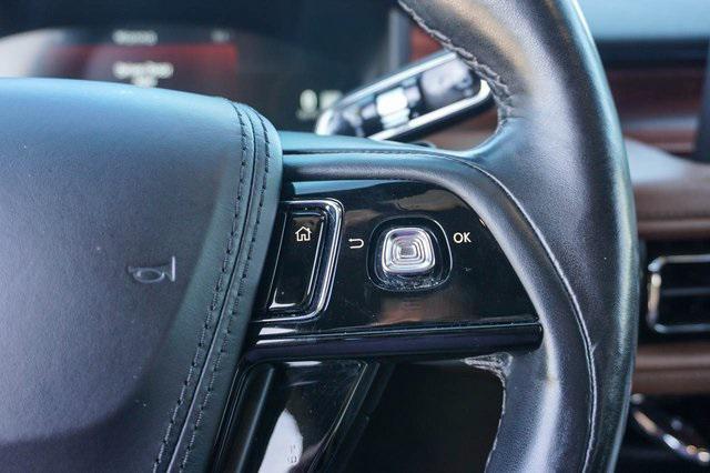 Photo of 2022 Burgundy Lincoln Aviator