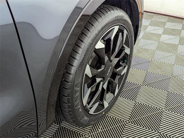 Photo of 2021 Gravity Grey Kia Sorento