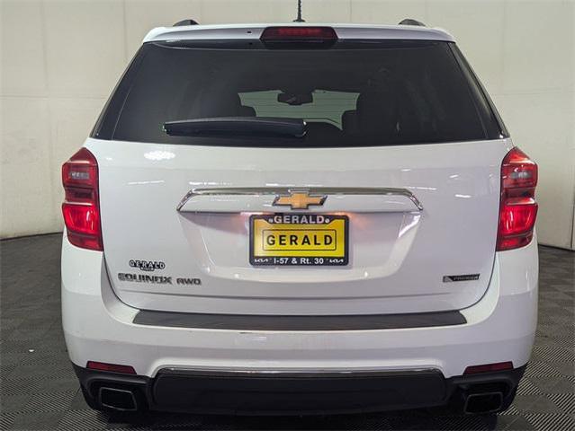 Photo of 2017 Summit White Chevrolet Equinox