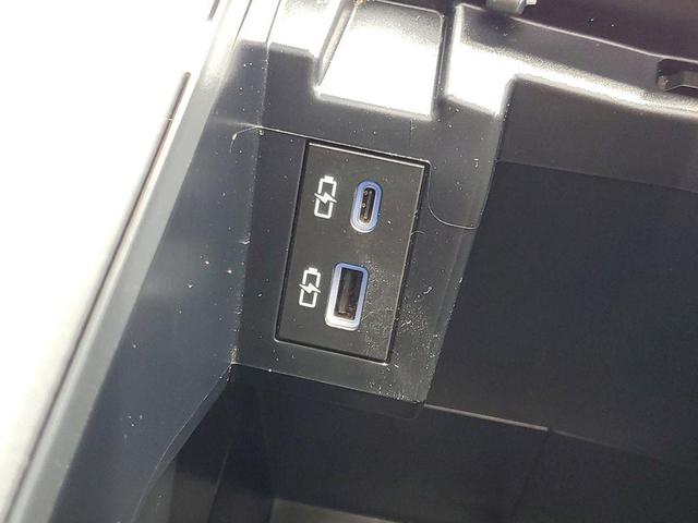 Photo of 2023 Pear Toyota Sienna