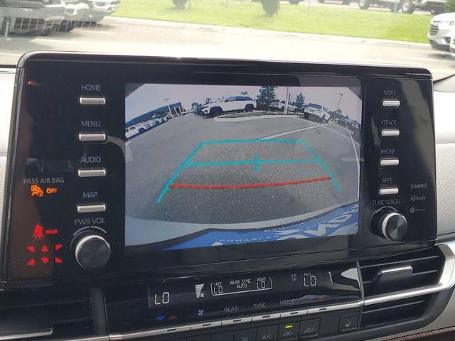 Photo of 2023 Pear Toyota Sienna
