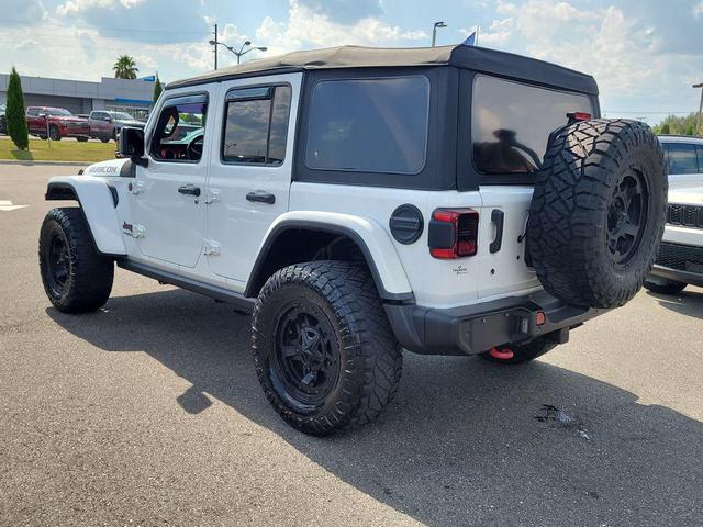 Photo of 2018 Bright White Clearcoat Jeep Wrangler Unlimited