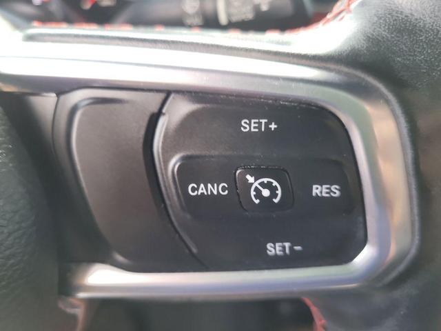 Photo of 2018 Bright White Clearcoat Jeep Wrangler Unlimited