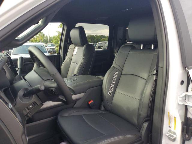 Photo of 2025 Bright White Clearcoat RAM 2500