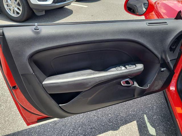 Photo of 2018 Torred Clearcoat Dodge Challenger