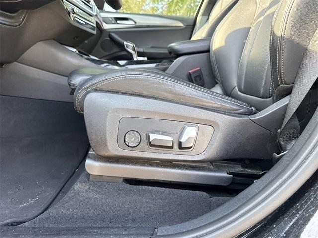 Photo of 2023 Jet Black BMW X3