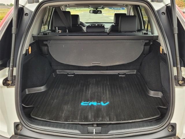 Photo of 2021 White Honda CR-V Hybrid