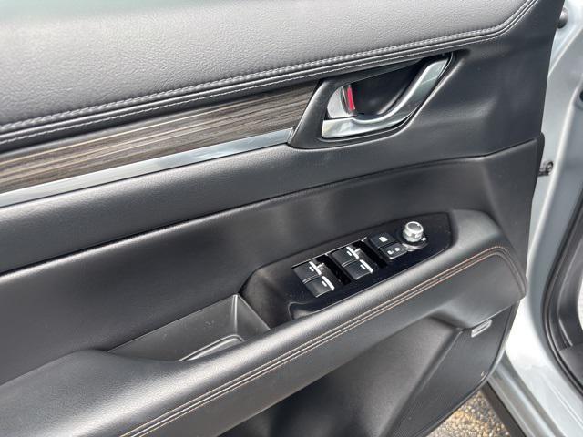 Photo of 2018 Sonic Silver Metallic Mazda CX-5
