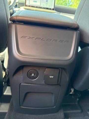 Photo of 2025 Carbonized Gray Metallic Ford Explorer