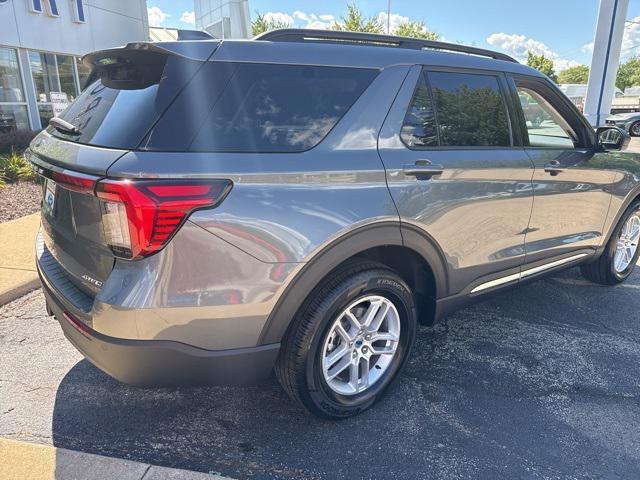 Photo of 2025 Carbonized Gray Metallic Ford Explorer