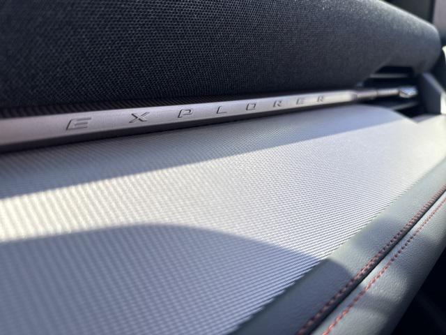 Photo of 2025 Carbonized Gray Metallic Ford Explorer