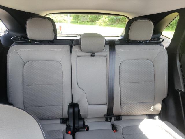 Photo of 2022 Iced Blue Silver Metallic Ford Escape