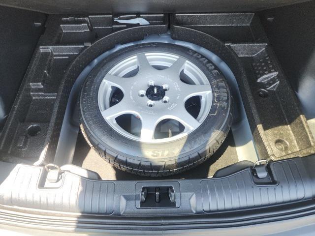 Photo of 2022 Iced Blue Silver Metallic Ford Escape