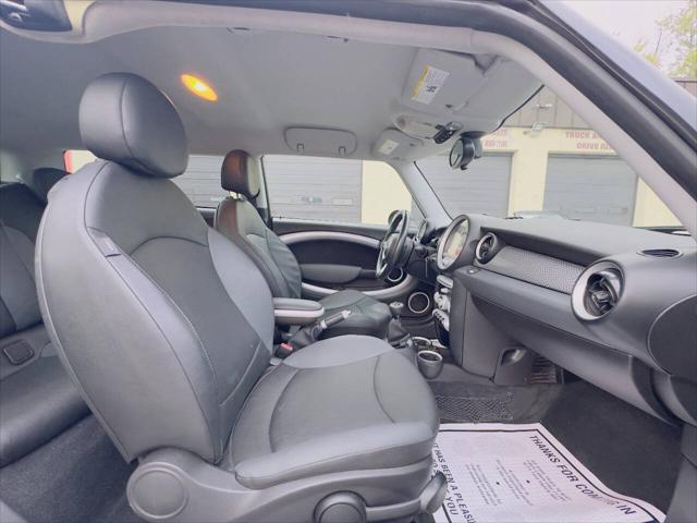 Photo of 2009 Gray MINI Cooper S
