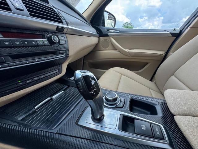 Photo of 2013 Black BMW X5